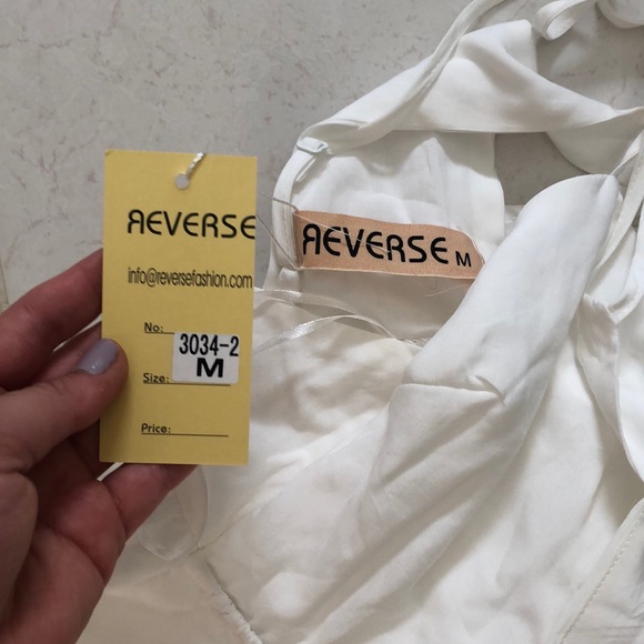 Reverse white romper NWT - Picture 4 of 4